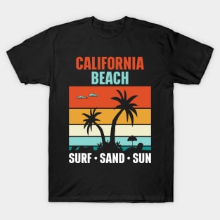 Vintage California Beach Surf Sand Sun California Vacation T-Shirt